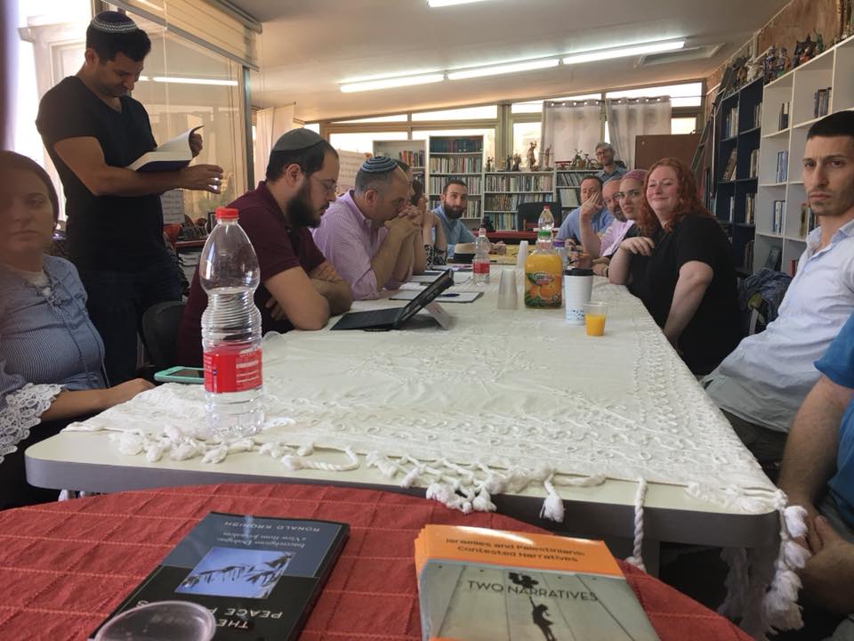 News from the Wasatia CC – Jerusalem, a round-table discussion on “The Need for Jewish-Islamic Interfaith Dialogue” Thursday, June 28, 2018